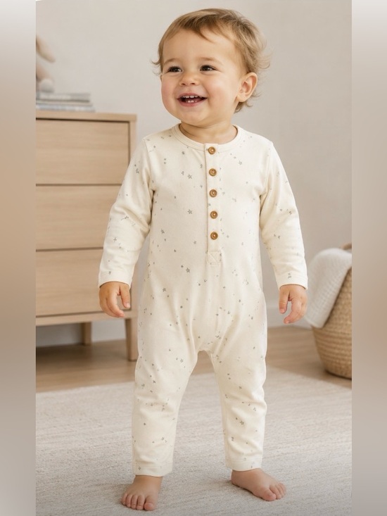Quincy Mae Other - Quincy Mae Organic Cotton Star Romper, Snaps, Gender Neutral, Ivory, Rylee + Cru